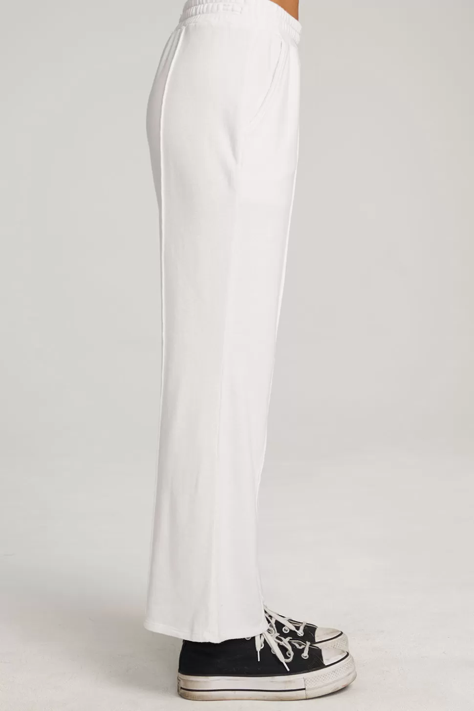 Chaser Brand Amarillo White Trousers Hot