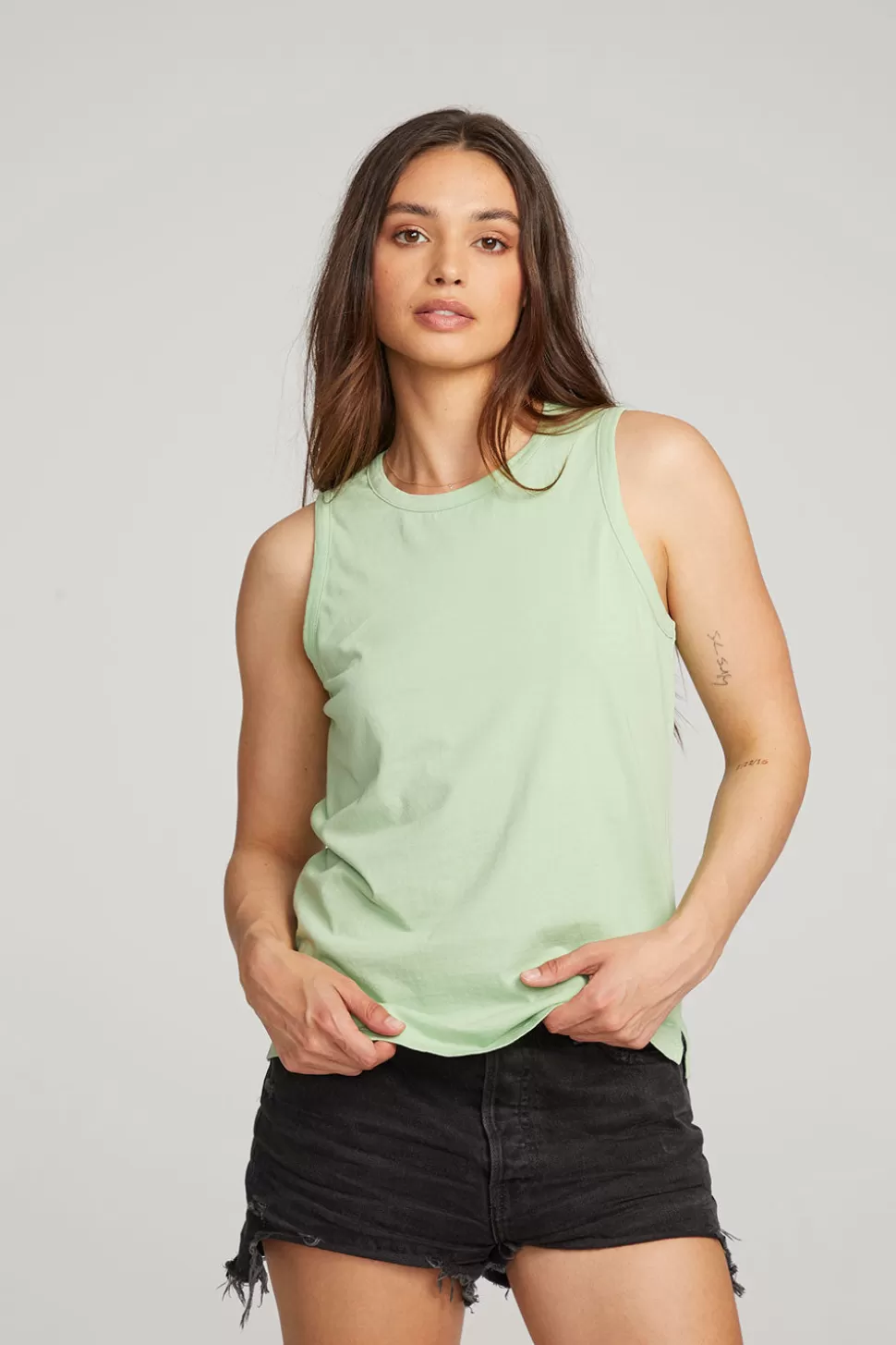 Chaser Brand Basic Quiet Green Slit Tank New