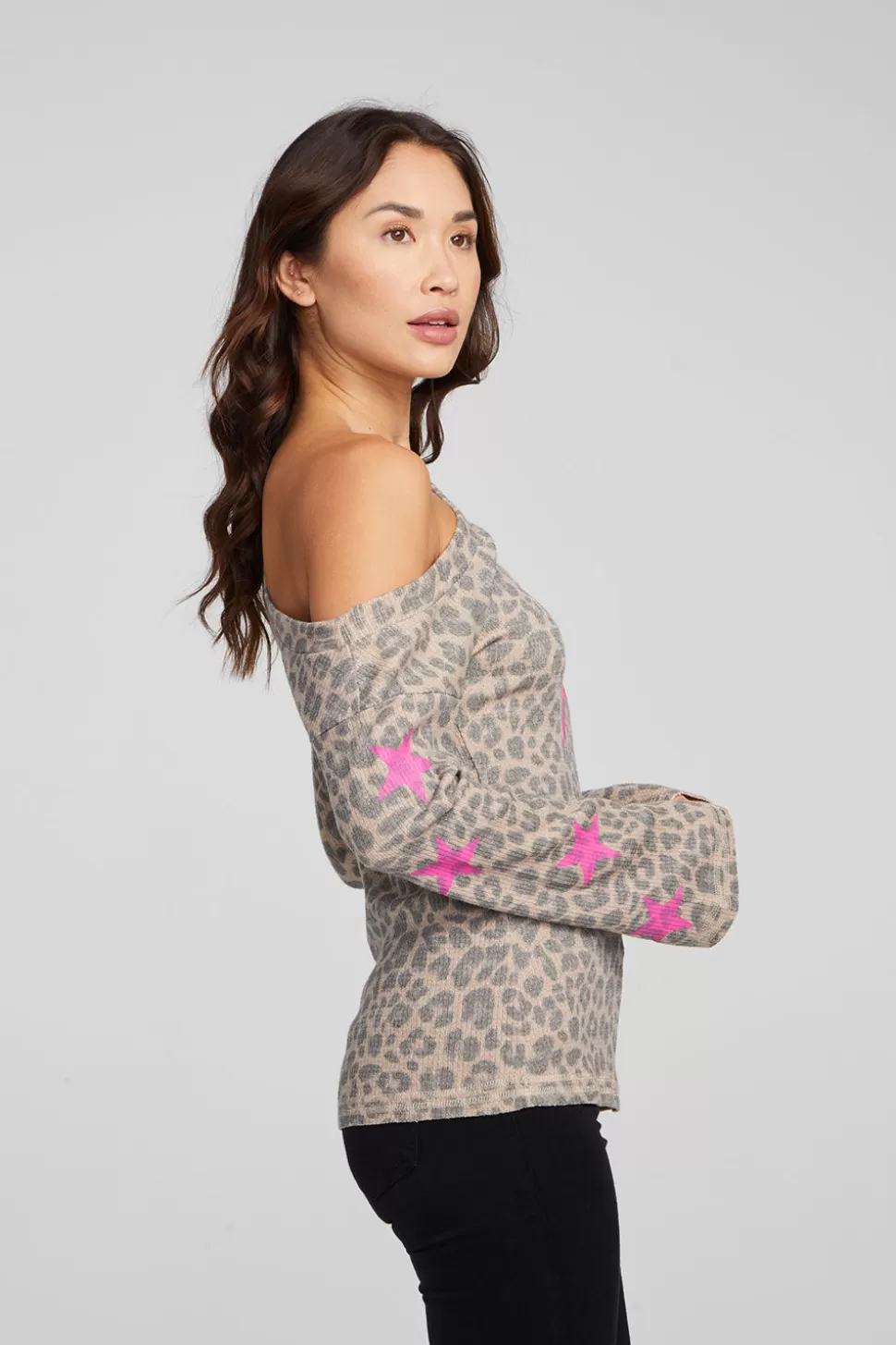 Chaser Brand Leopard Star Long Sleeve Clearance