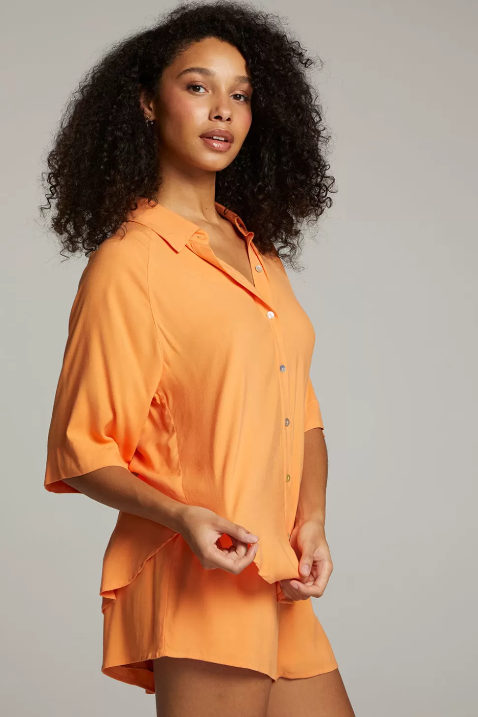 Chaser Brand Marlin Tangerine Button Up New