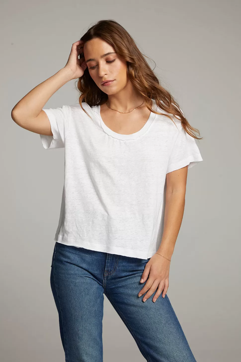 Chaser Brand Sunshine White Scoop Neck Tee New