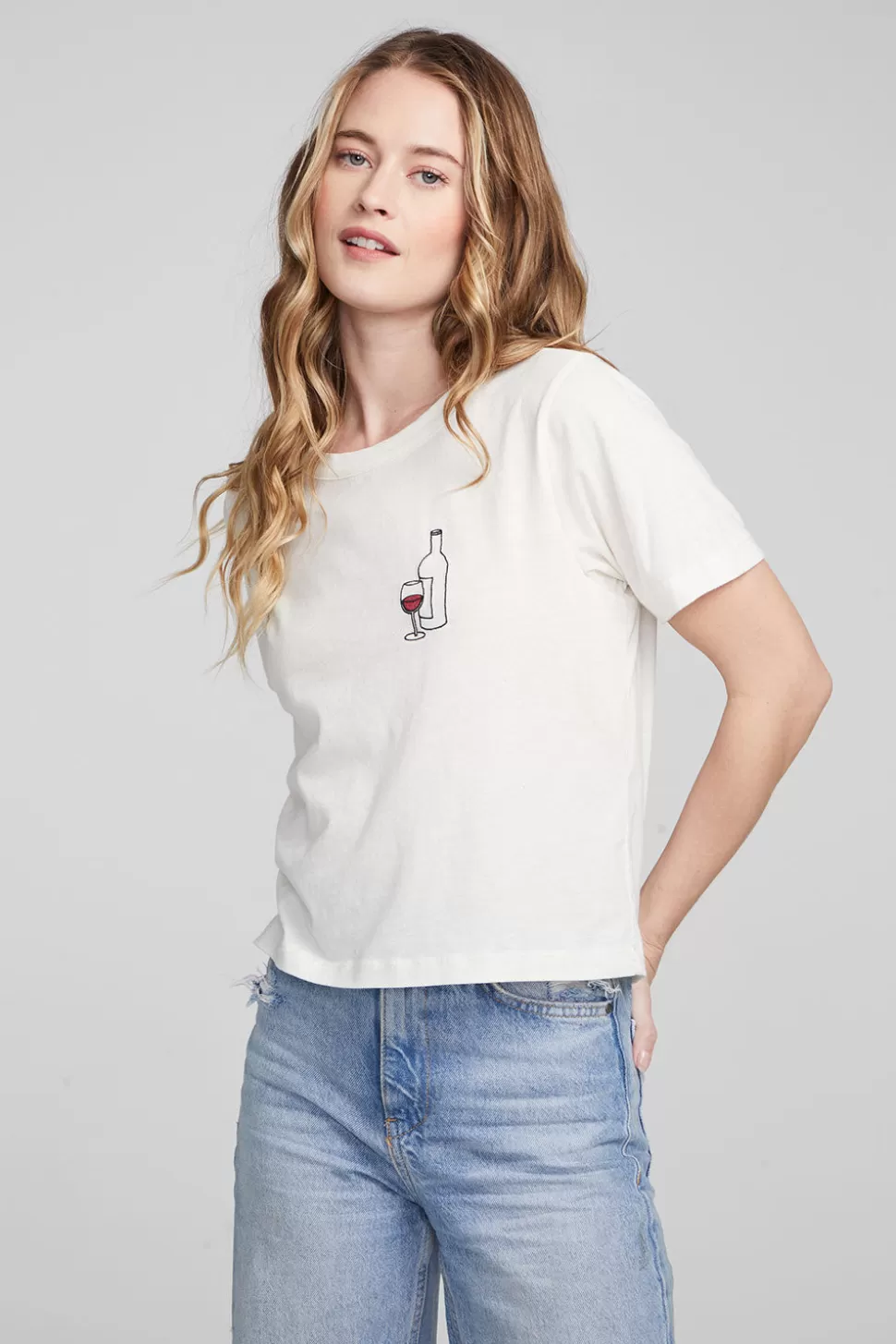 Chaser Brand Wine Short Sleeve Embroidery Tee Clearance