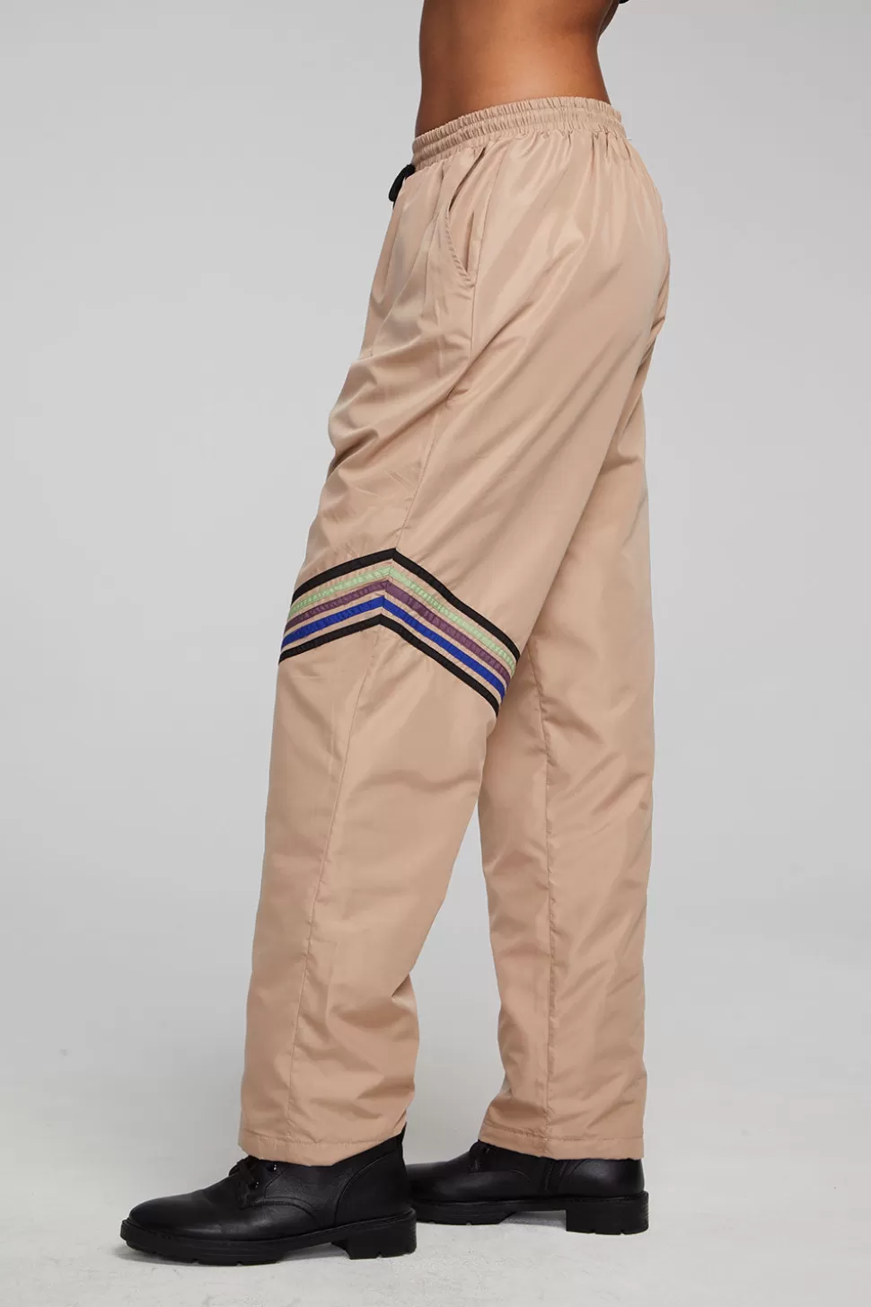 Chaser Brand Yoko Cappuccino Jogger New