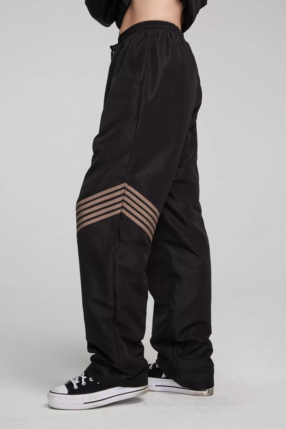 Chaser Brand Yoko Shadow Black Jogger Hot